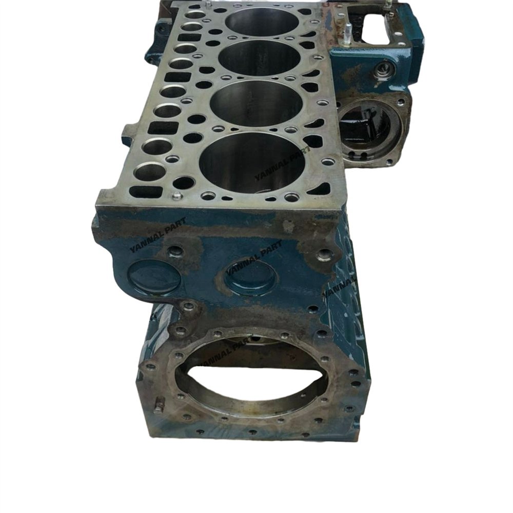 For Kubota Diesel Engine V2403 Cylinder Block 1J884-0102-0 (USED)