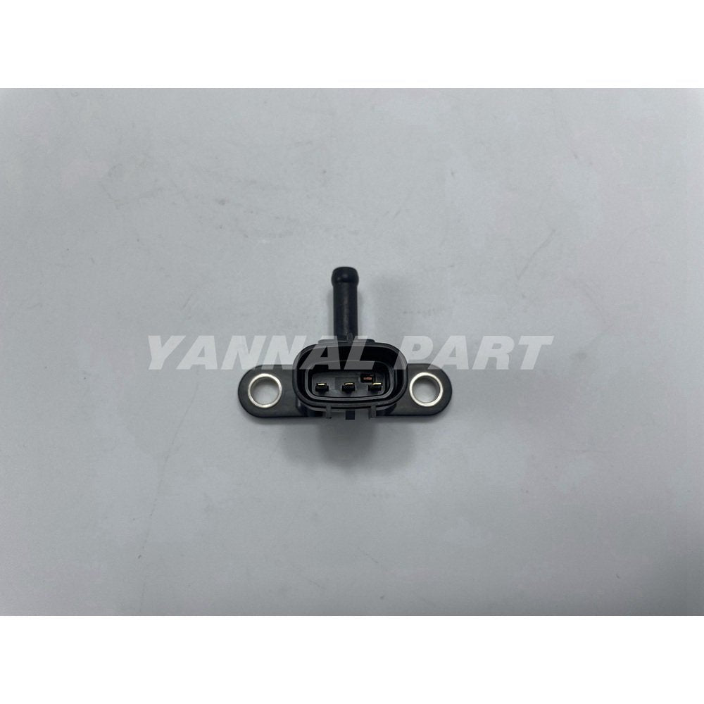 Sensor 1J500-59670 Fit For Kubota V2607 Engine