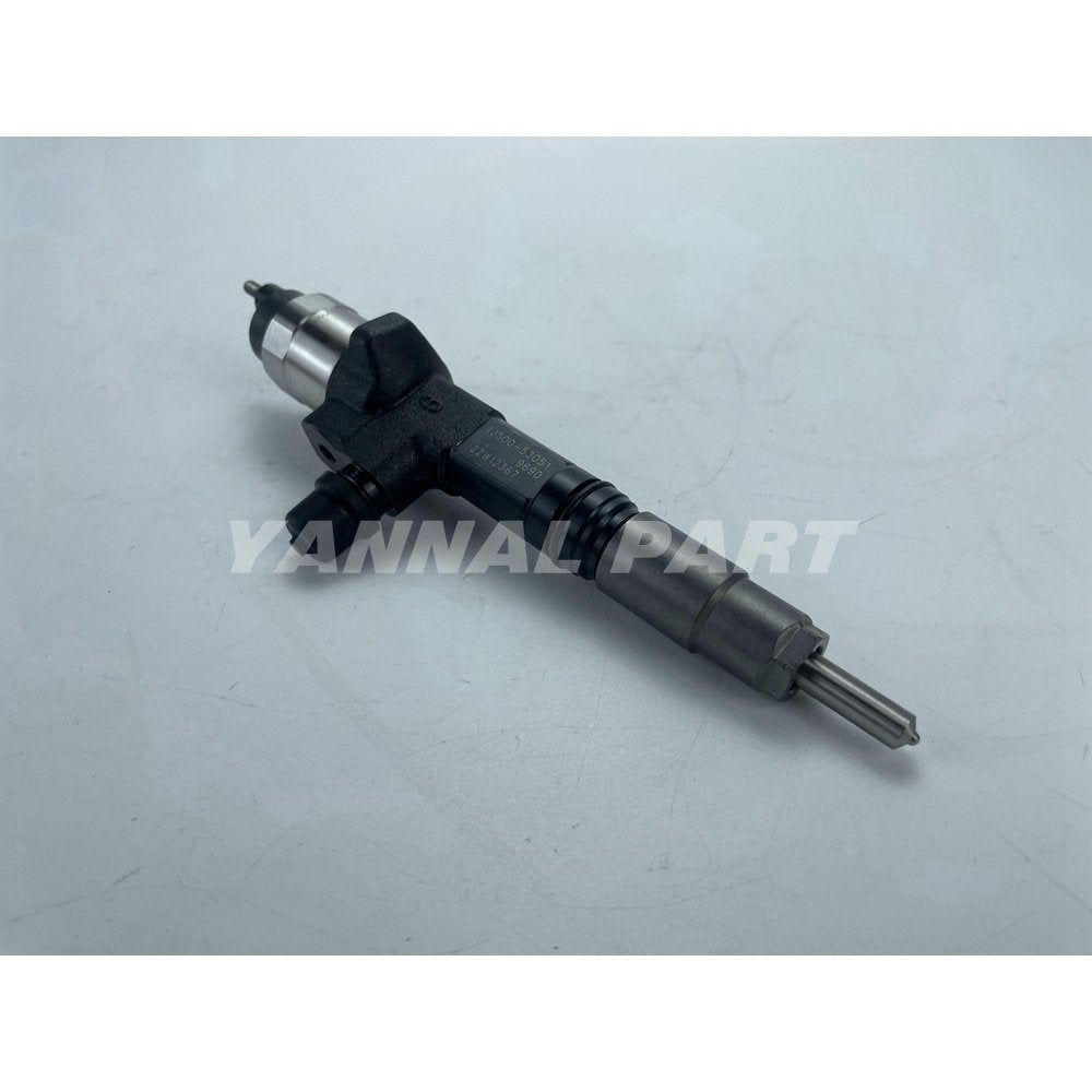 Fuel Injector 1J500-53051 Fit For Kubota V3800 Engine