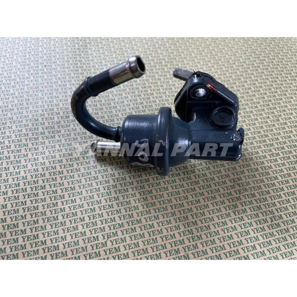 Fuel Pump 1C010-52033 Fit For Kubota V3800 Engine