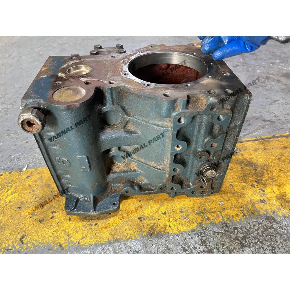 Cylinder Block Fit For Kubota Z600 Engine