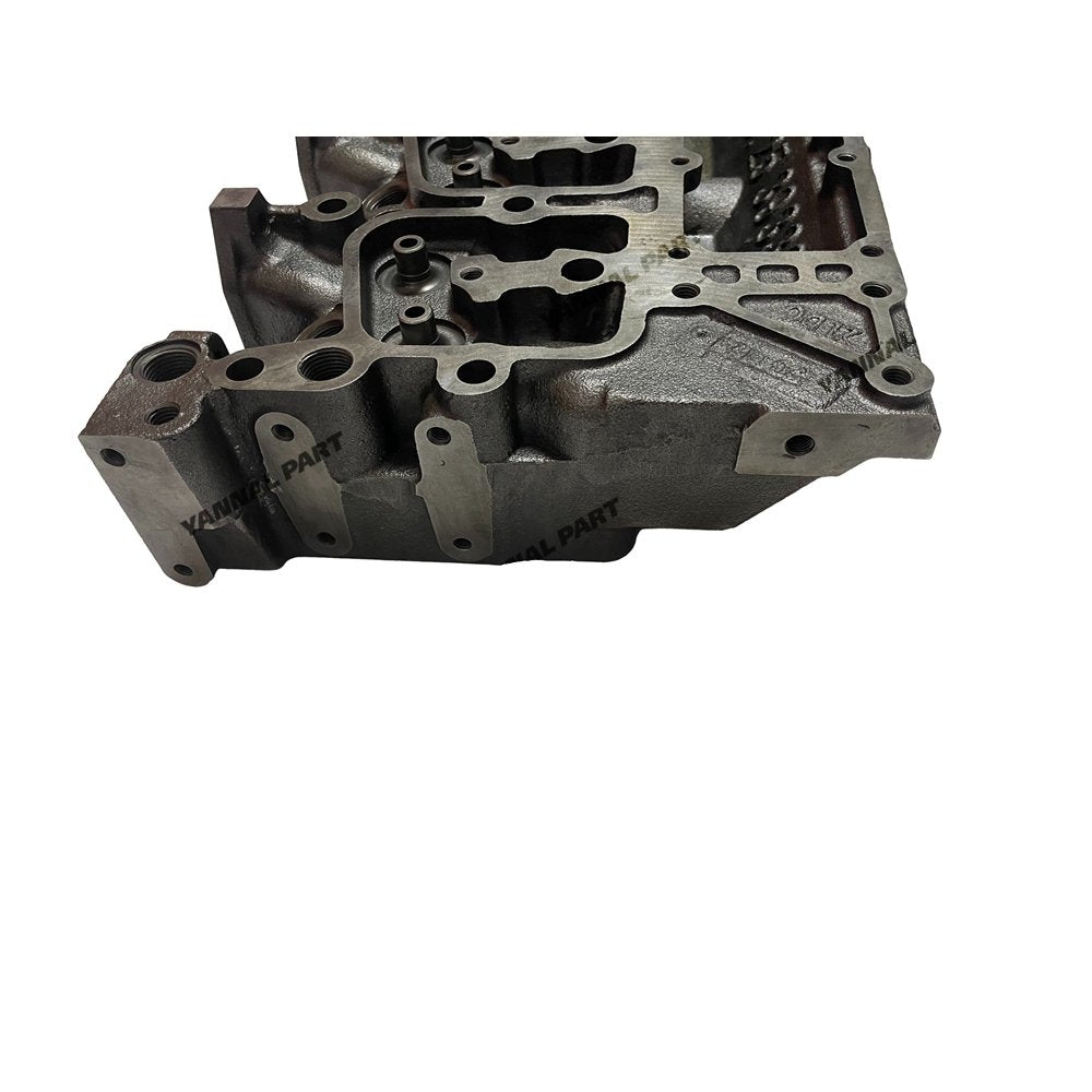 4D102 Cylinder Head For Komatsu diesel Engine parts