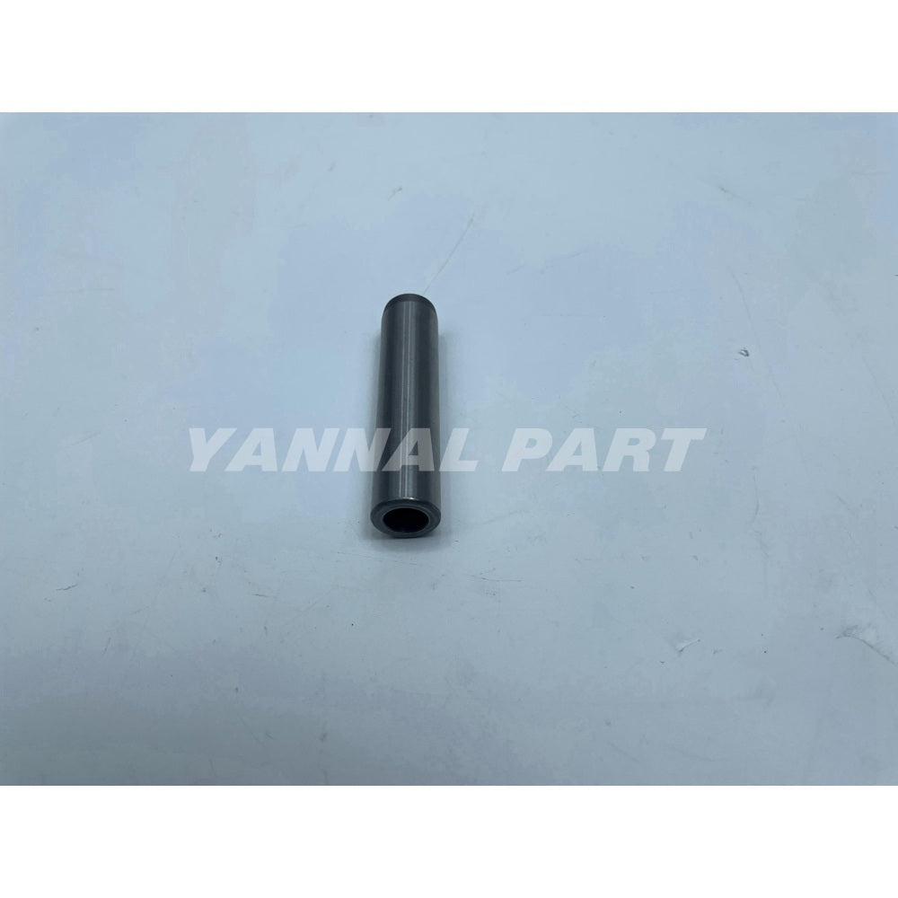 Valve Guide Fit For Komatsu 4D105 Engine