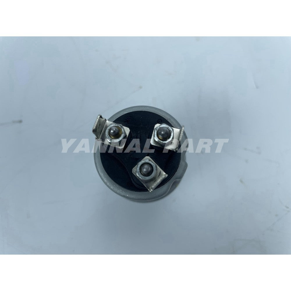 Oil Pressure Sensor 6000900 Fit For Liebherr D924 Engine