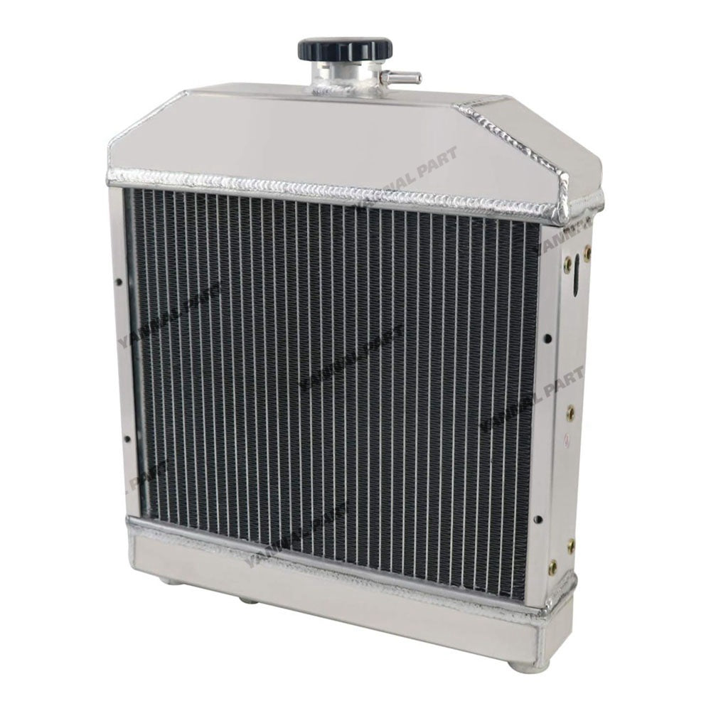 Radiator 15221-72060 15228-72060 Fit For Kubota Tractor L175 L185