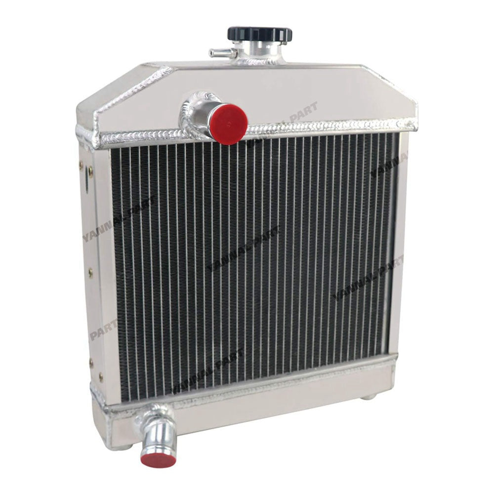 Radiator 15221-72060 15228-72060 Fit For Kubota Tractor L175 L185