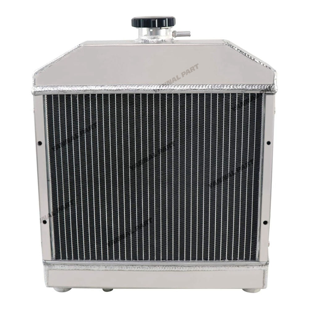Radiator 15221-72060 15228-72060 Fit For Kubota Tractor L175 L185