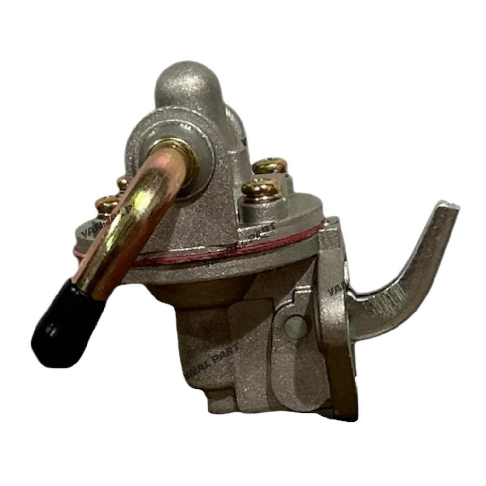 Fuel Pump 6670498 With Gasket 6670782 for Kubota Engine D722 Bobcat Skid Steer Loader 320 322 453 463 MT50 MT52