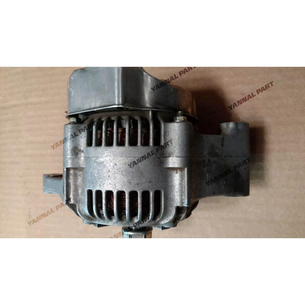 12V 50A Alternator 600-861-1611 for Komatsu Engine S4D95LE-3 SAA4D95LE-5 Wheel Loader WA100M-5 WA65-5 WA70-5 WA80-5 WA90-5