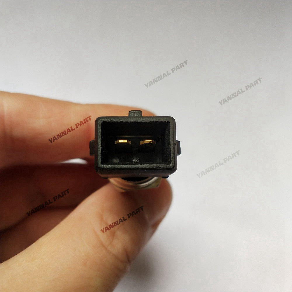 Temperature Sensor V836864360 Fit For Massey Ferguson Tractor 6485 6490 6495 6497 6499 7485 7490 7495 8450 8460 8470 8480