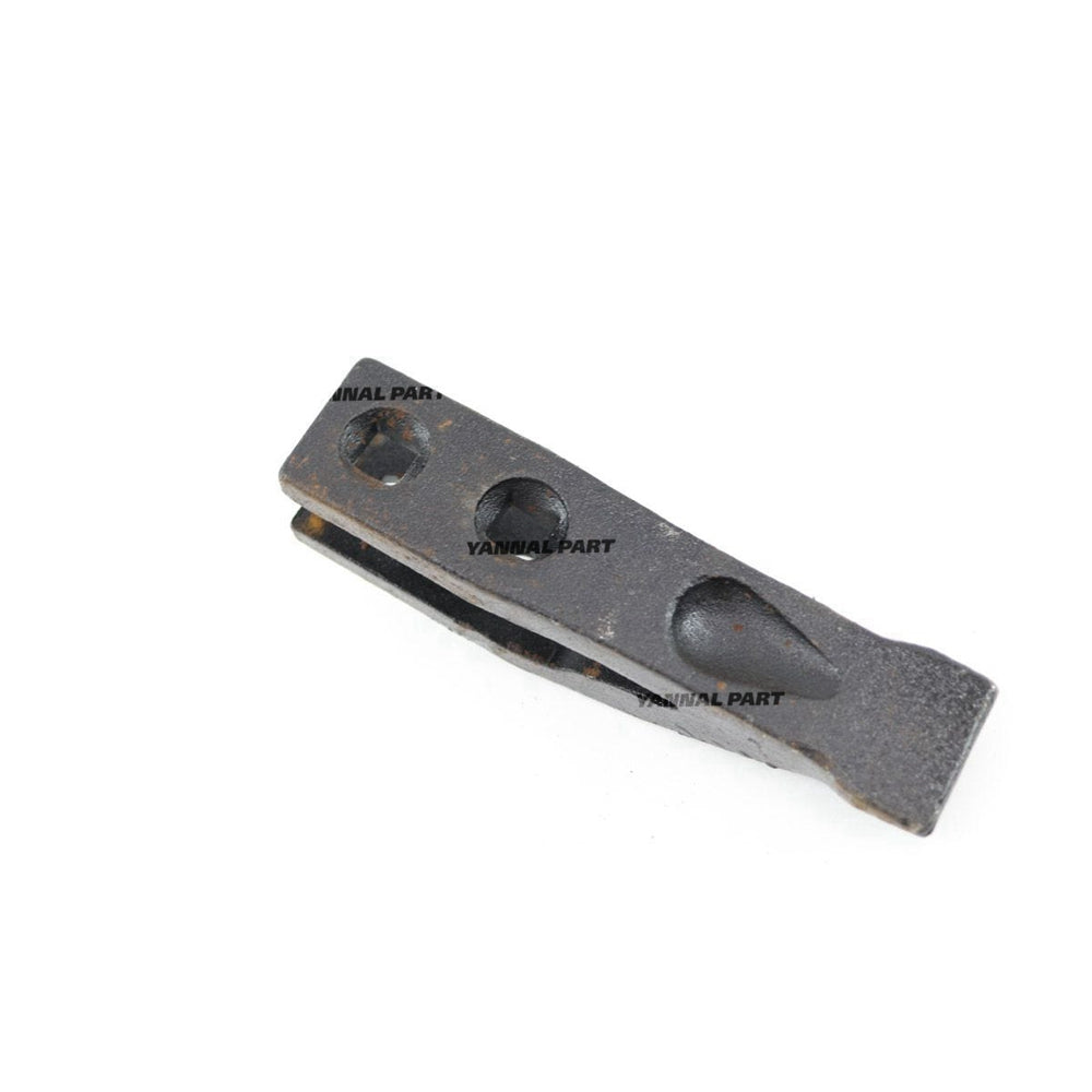 Part No. 7193482 Bucket Tooth for VersaHandler Buckets