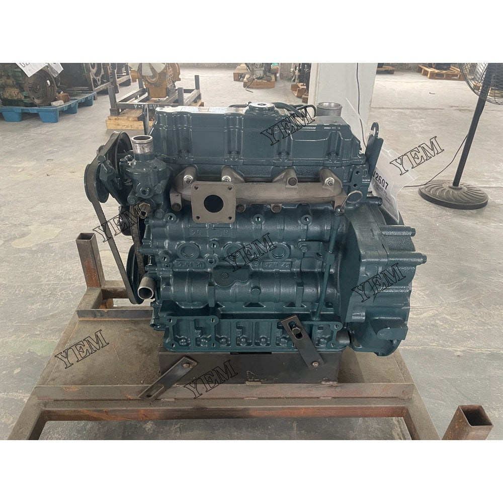 V2607 Complete Diesel Engine Assy CHG0379 2600RPM 36KW For Kubota